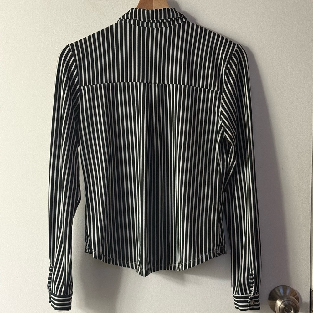 IJOAH Black and White Striped Shirt - Picture 3 of 4